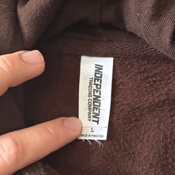 Brown Graphic Noah Kahan 2024 Tour Hoodie - Picture 2 of 4